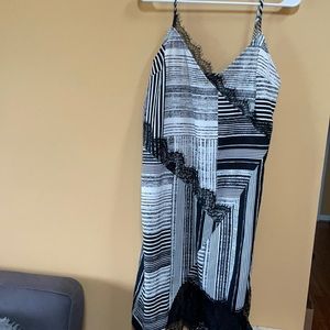 GUESS Black & White with Lace Summer Dress Size M